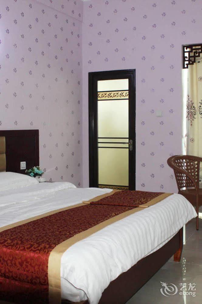 Ju Yuan Ge Hotel Sanya Exterior photo