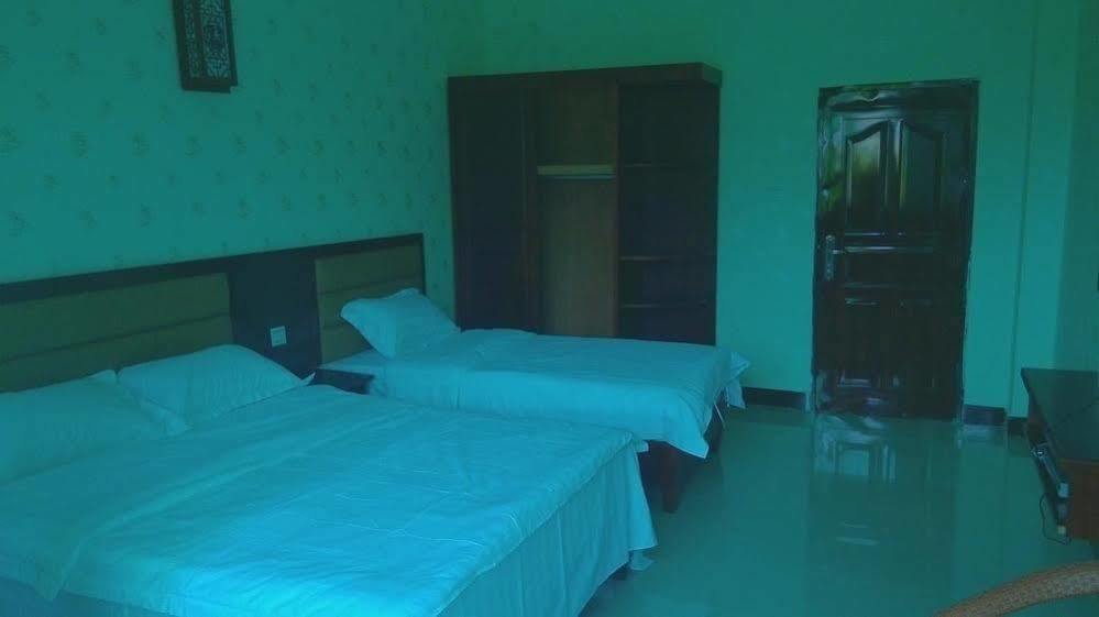 Ju Yuan Ge Hotel Sanya Exterior photo